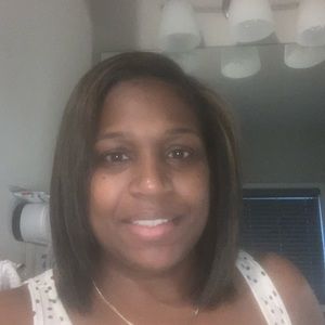 Meet your Posher, Yolanda